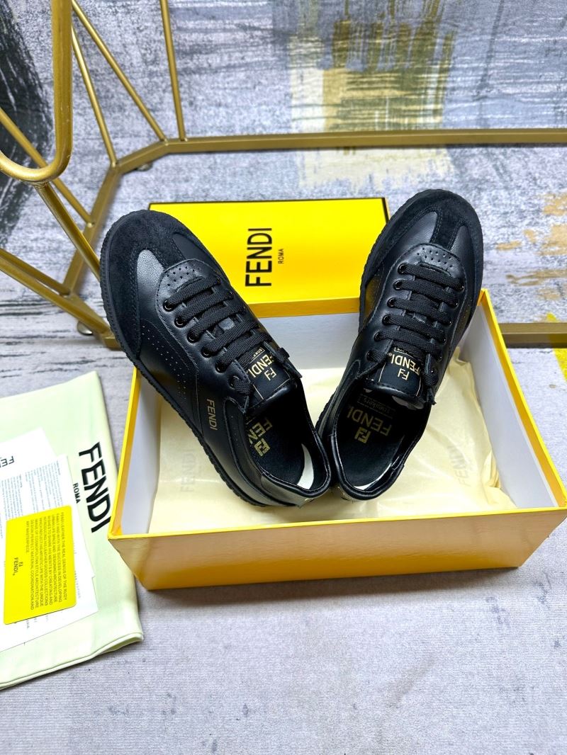 Fendi Low Shoes